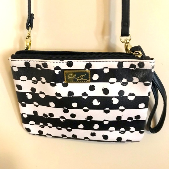 Betsey Johnson Handbags - Betsey Johnson purse